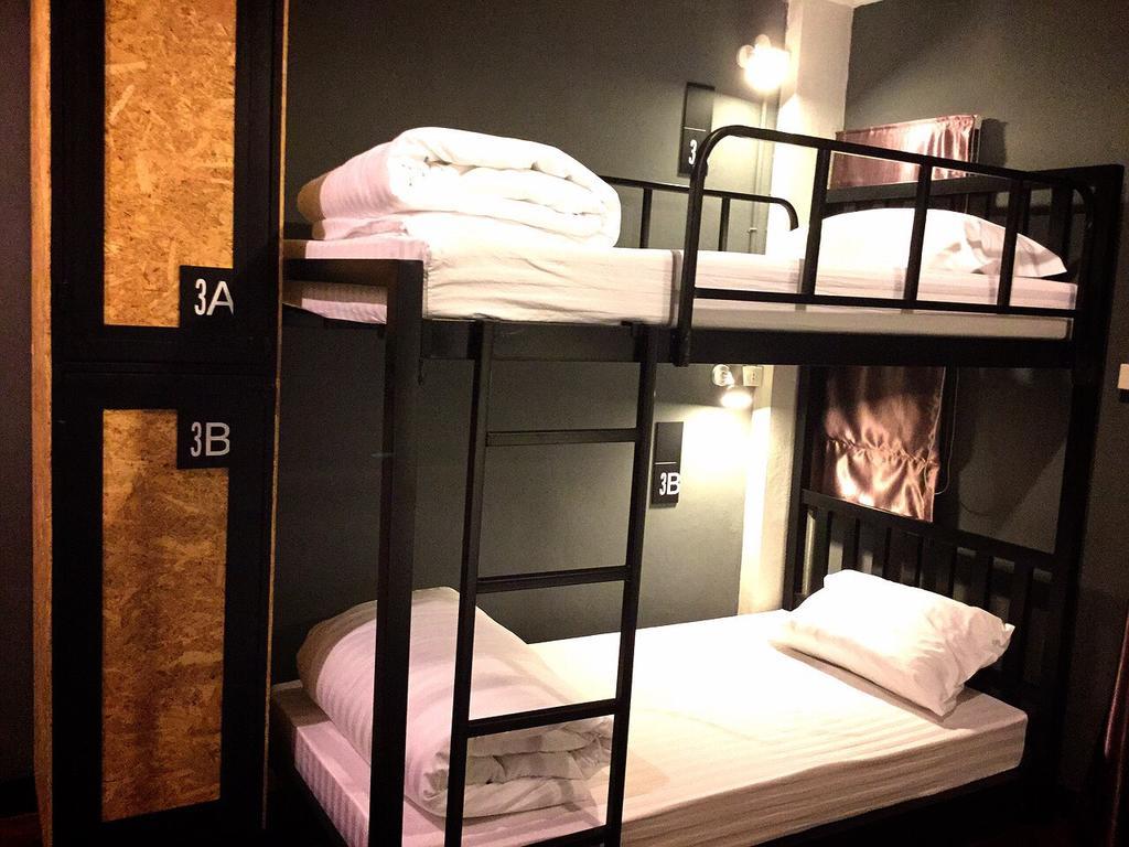 צ'יאנג מאי Eden Walking Street Hostel חדר תמונה