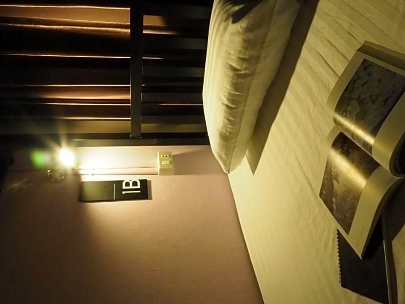 צ'יאנג מאי Eden Walking Street Hostel מראה חיצוני תמונה